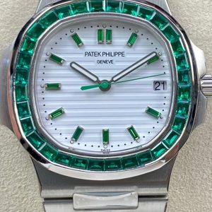 Patek Philippe Nautilus 5711 diamond-studded