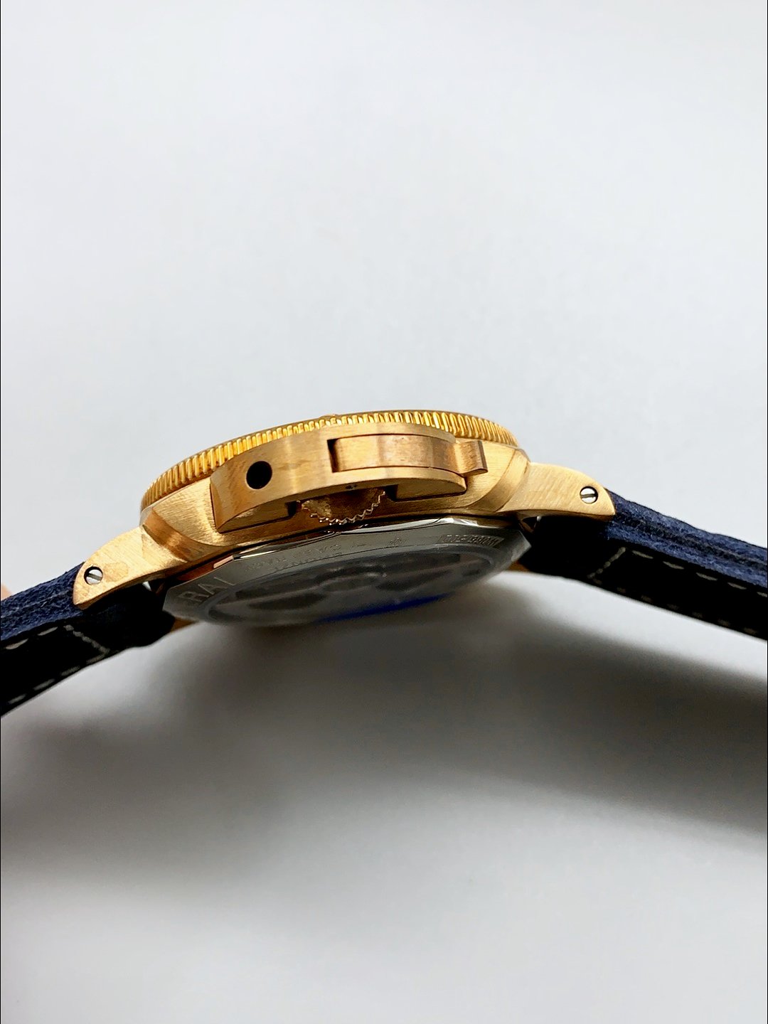 Panerai Submersible PAM01074 Blue Abisso Edition  Blue Dial 42MM（1:1Super Clone） - Image 7