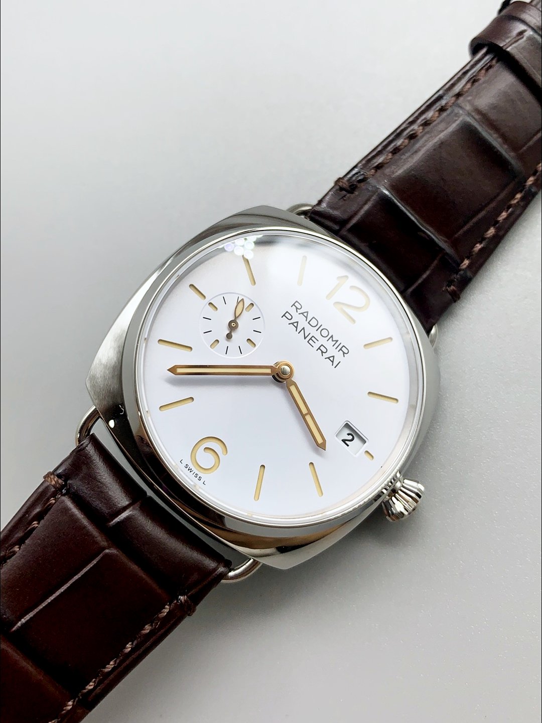 Panerai Radiomir PAM1292 Quaranta 40MM 904L Steel White Dial Watch (1:1Super Clone) - Image 3