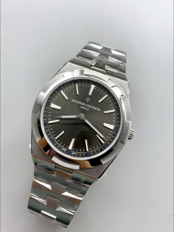 Vacheron Constantin Overseas Ultra-Thin 2000V Edition Watch in Grey Dial (1:1Super Clone) - Image 3