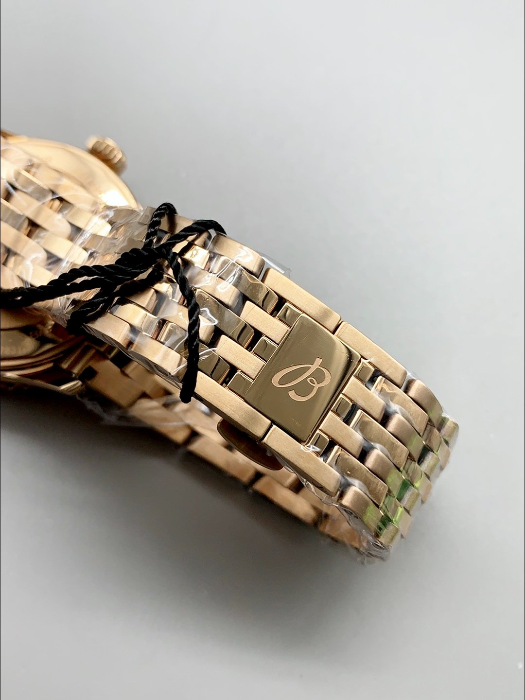Breitling Navitimer, white dial, rose gold bracelet, model R17329F41G1R1 (1:1 Super Clone) - Image 8