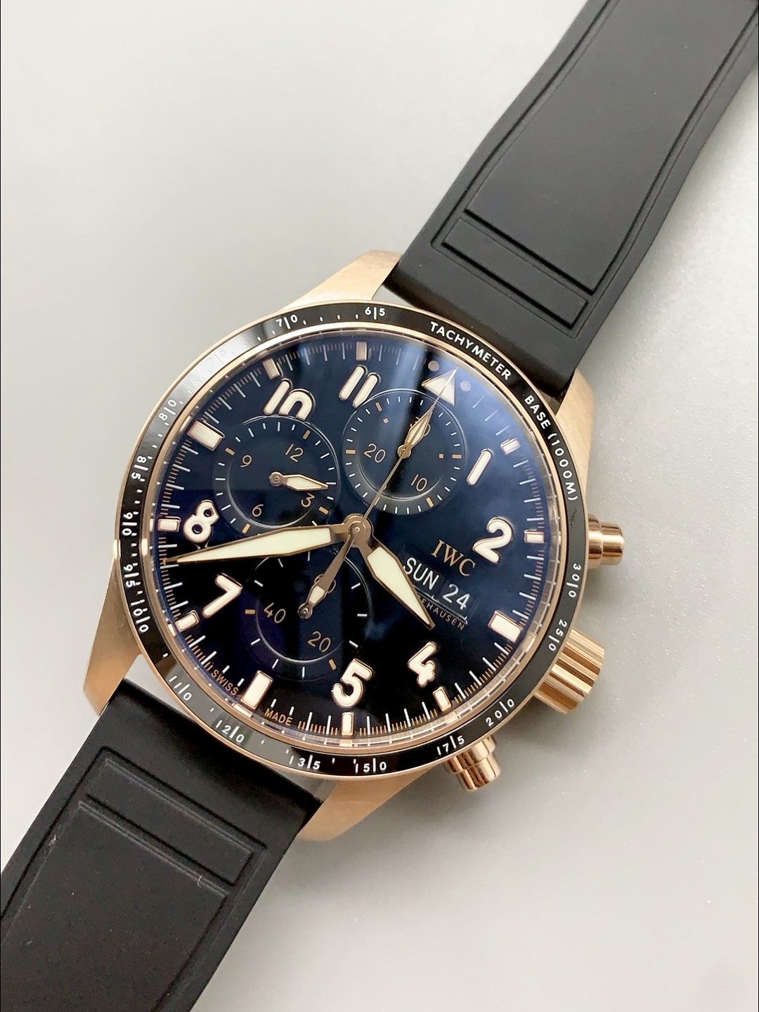 IWC Pilot’s IW388306 Chronograph 41 Mercedes-AMG Pertonas F1 Rubber Watch(1:1Super Clone) - Image 4