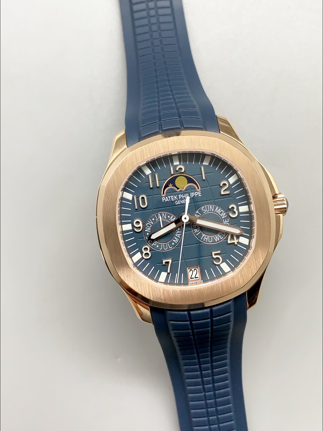 Patek Philippe Aquanaut 5261R Rose Gold (1:1Super Clone) - Image 2