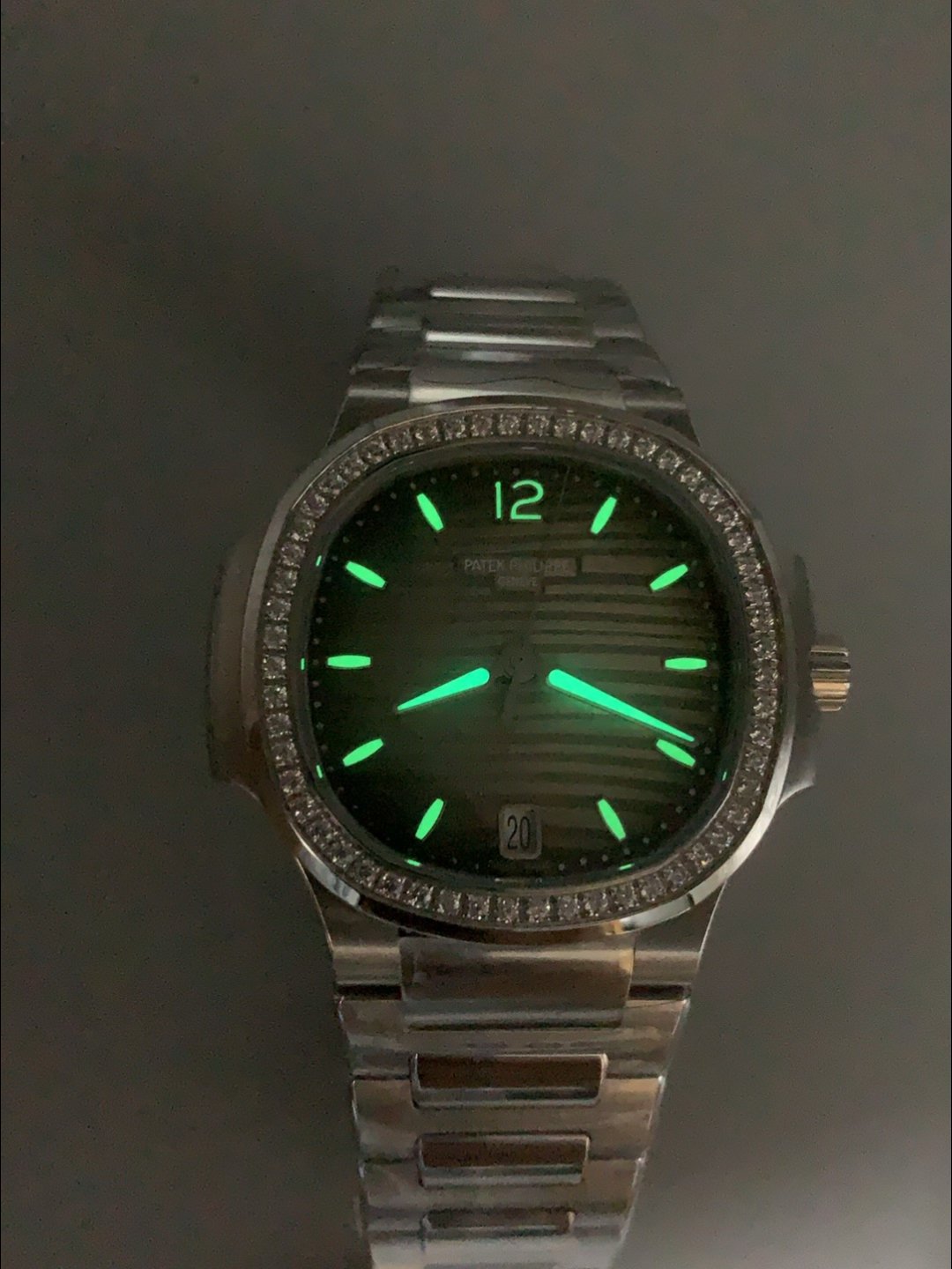 Patek Philippe Nautilus 7118 35MM 1:1 Stainless Steel Grey Dial(1:1Super Clone) - Image 11