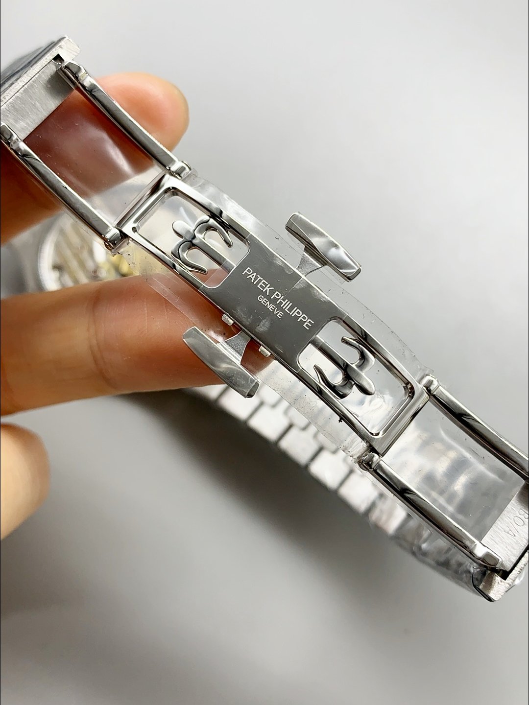 Patek Philippe Nautilus 5740 Perpetual Calendar Stainless Steel Blue Dial(1:1Super Clone) - Image 8