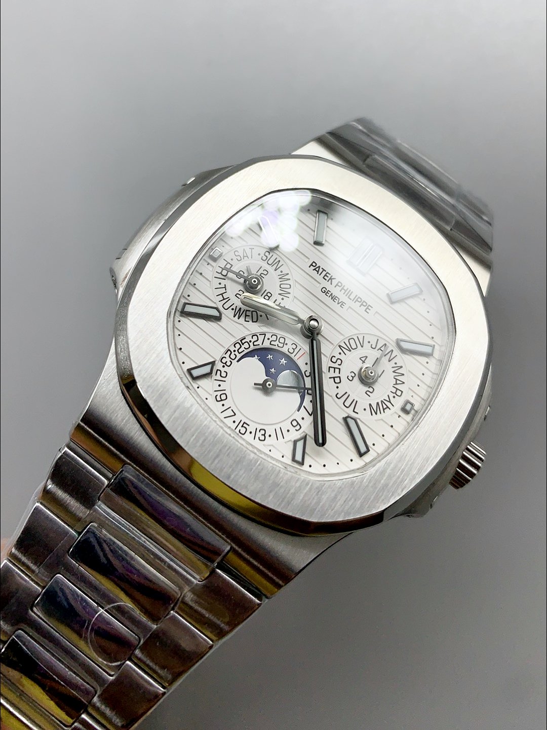 Patek Philippe Nautilus 5740 Perpetual Calendar Stainless Steel White Dial (1:1Super Clone) - Image 5