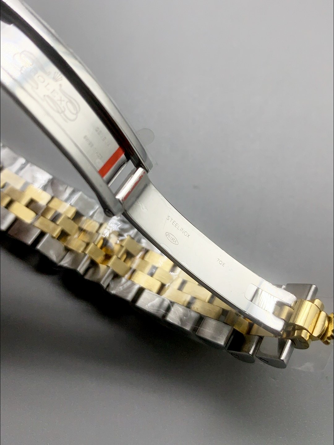 Rolex Datejust Gold with Roman Dial in 36MM （1;1Super Clone） - Image 6