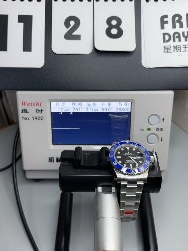 Rolex Submariner 41mm Blue Bezel White Gold 126619LB (1;1 Super Clone) - Image 10