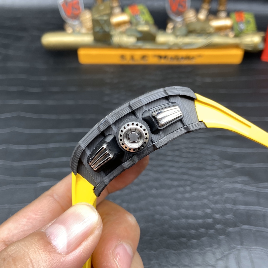 Best Swiss Replica Richard Mille RM 011 Skeleton Dial Watch – Carbon Fiber Case, Yellow Rubber Strap - Image 7