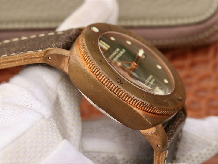 1:1 Superclone Panerai Luminor Submersible PAM382 Bronzo - Image 5