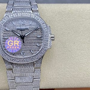 Customized Patek Philippe Aquanaut 7118/1450R-0011