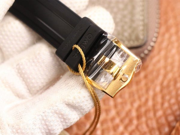 1:1 Super Clone Omega Seamaster 300M Co-Axial Master (Gold Seamaster) - Image 6