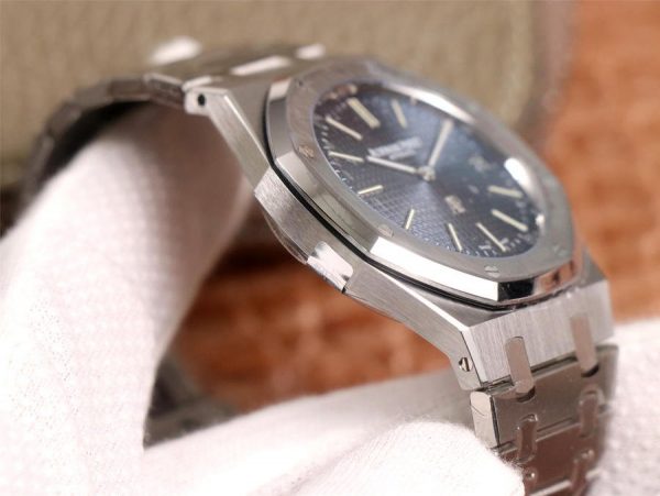 1:1 Super Clone Audemars Piguet RO Ultra Thin 15202 (15202 blue AP) - Image 5