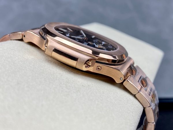Patek Philippe Nautilus 5712GR-001 18K Rose Gold - Image 6