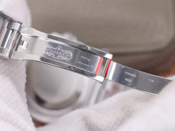 1:1 Superclone Batman-Rolex GMT-Master II (Batman) - Image 10