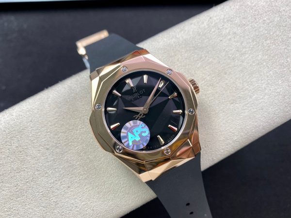 Hublot Classic Fusion ORLINSKI (Rose Gold black Fushion) - Image 4