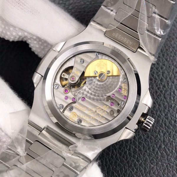 Patek Philippe Nautilus 5712 - Image 7