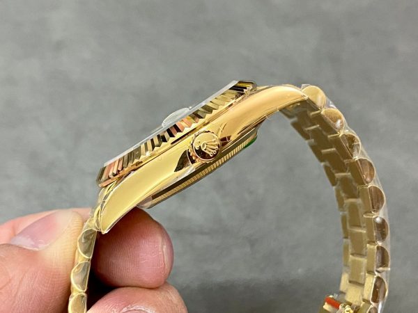 Day Date Rolex Weekly Journal 18K Yellow Gold Plated counter weight(Green dial gold daydate) - Image 6