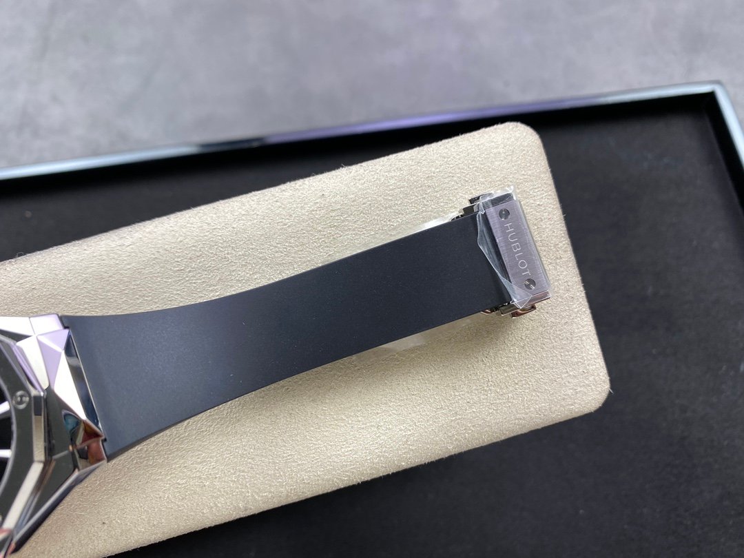 Hublot Classic Fusion Orlinski - Image 7