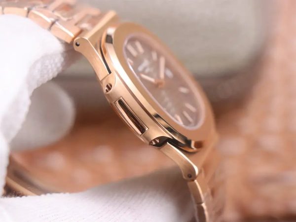 Patek Philippe Nautilus 18K Rose Gold 5711/1R -1:1 Superclone - Image 5