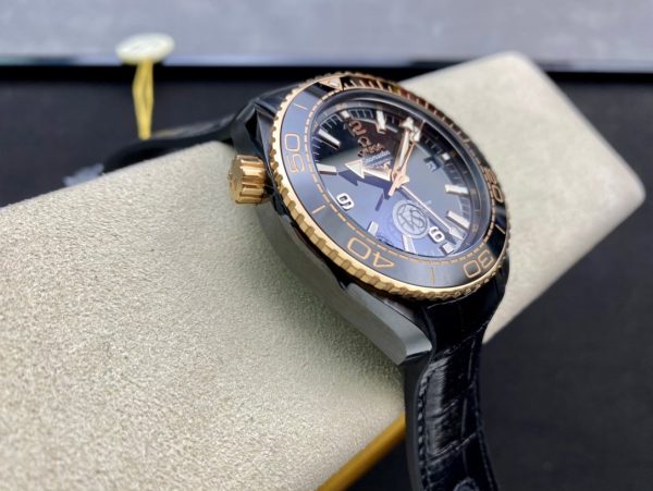 Omega Chieftain Series Black Ceramic Ocean Universe 600 meters (Deep Sea Black) - Image 5