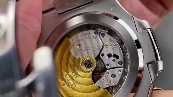 1:1 Superclone-Patek Philippe 5811G Nautilus(5811G) - Image 2