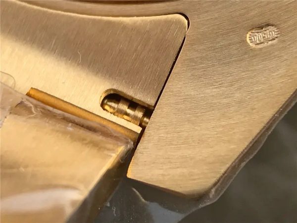 Submariner-date 126618 18K yellow-gold 1:1 Superclone - Image 10