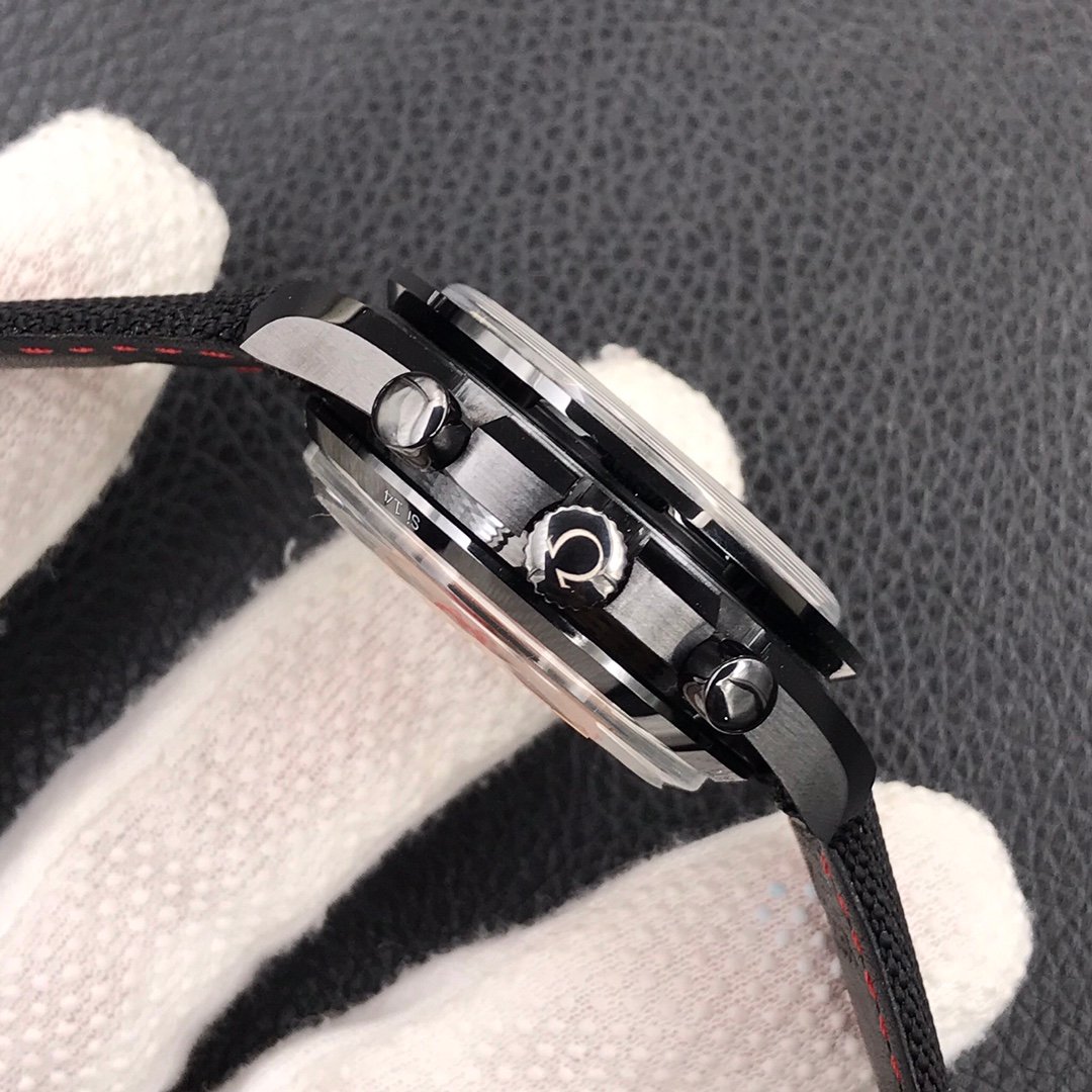 1:1 super clone Omega Seamaster Dark Side of the Moon full ceramic - Image 5