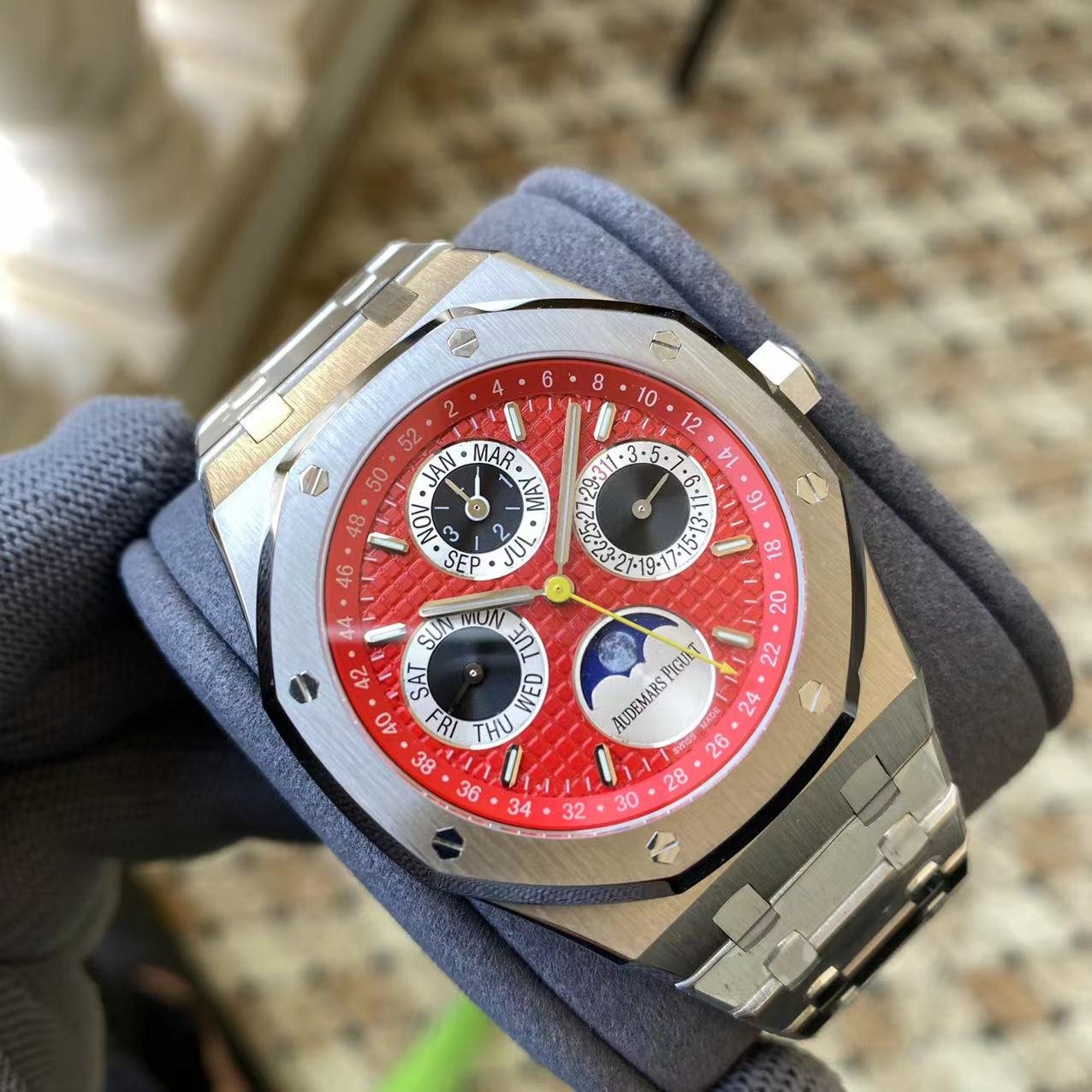 Audemars Piguet Royal Oak “Grande Tapisserie” chronograph 26574 - Image 2