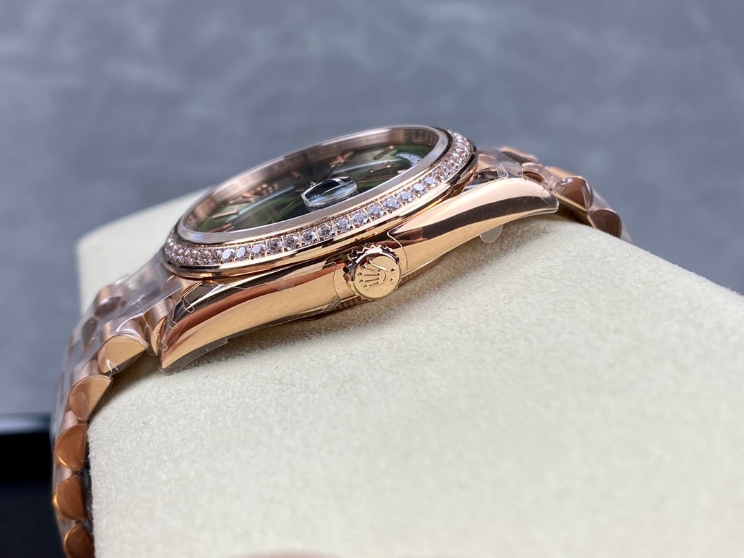 Day Date Rolex Weekly Journal Champaign 18K Gold Plated counter weight - Image 7