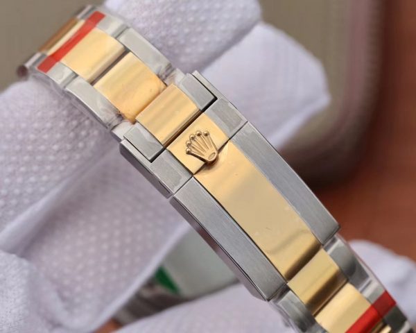 Rolex GMT-Master II 126711CHNR-1:1 Superclone - Image 8