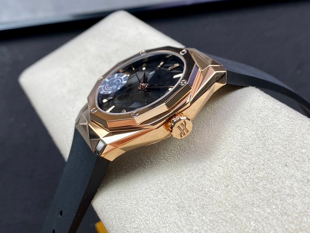 Hublot Classic Fusion ORLINSKI Rose Gold - Image 6