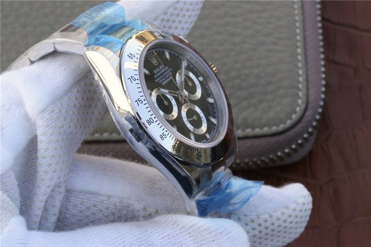 Rolex Cosmograph Daytona 116520 Black Dial Original Cal.4130 Movement – Ultimate - Image 3