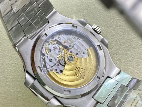 1:1 Super clone Patek Philippe 5711 Nautilus green(5711 green dial) - Image 8