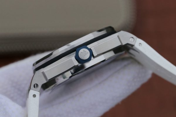 1:1 Super Clone Audemars Piguet Royal Oak Offshore Diver 15703 - Image 6