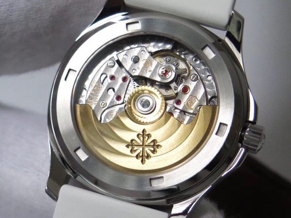 Patek Philippe Aquanaut with Diamonds Encrusted Casing-1:1 Superclone - Image 6