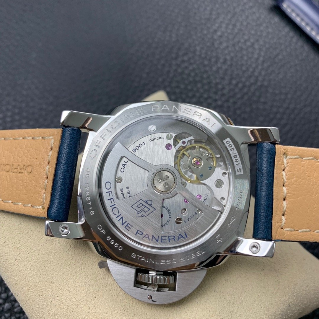 1:1 Superclone Panerai Luminor 1950 3 Days GMT Automatic PAM 688 - Image 8