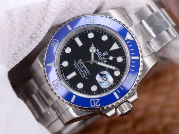 Submariner Date116610 LV 1:1 Superclone(black dial blue sub) - Image 4