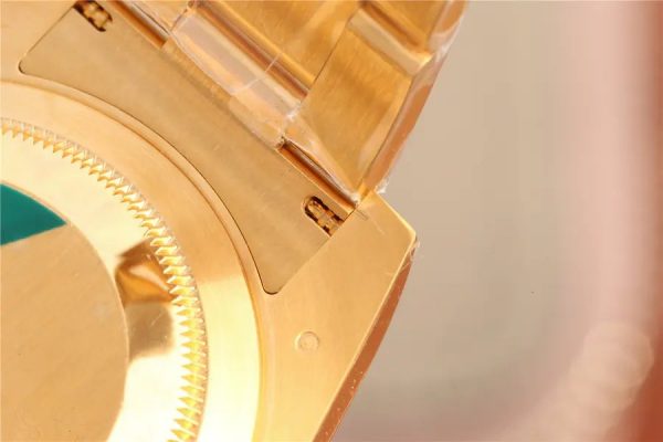 Submariner-date 126618 18K yellow-gold 1:1 Superclone - Image 11