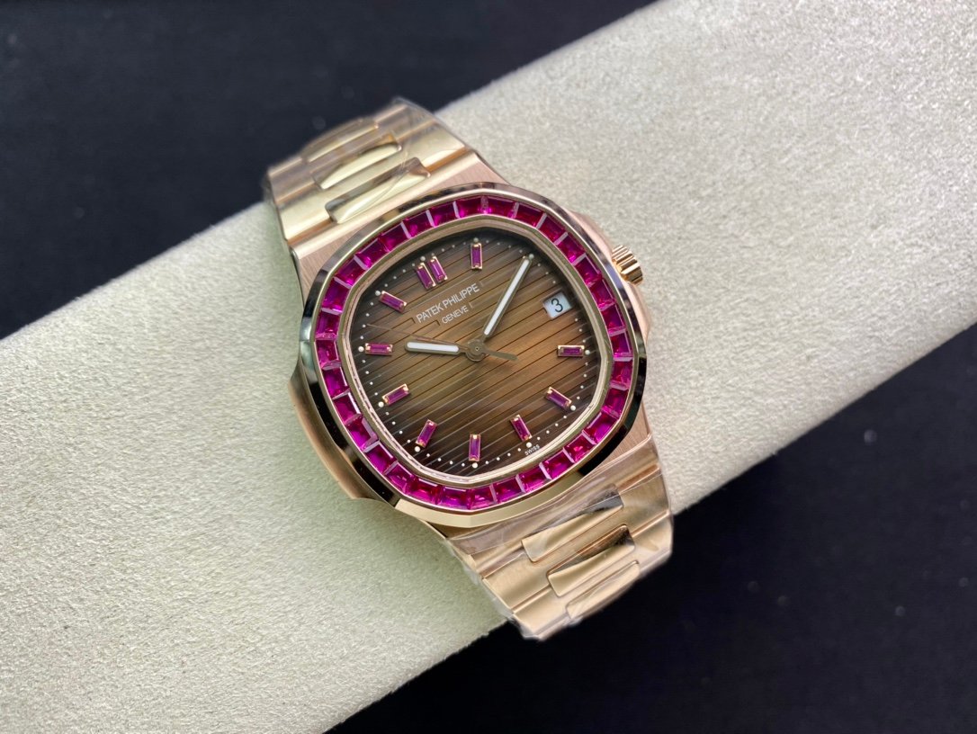 Patek Philippe Nautilus 5723 1:1 Superclone - Image 5