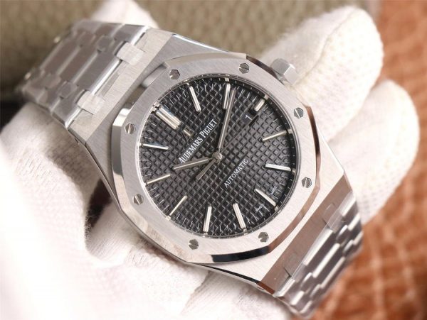 1:1 Super Clone Audemars Piguet Royal Oak 15400 (15400 Black AP) - Image 3