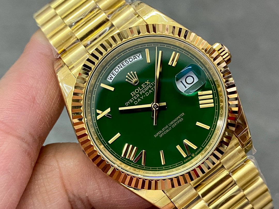 1:1 super clone Day Date Rolex Weekly Journal 18K Yellow Gold Plated counter weight - Image 3