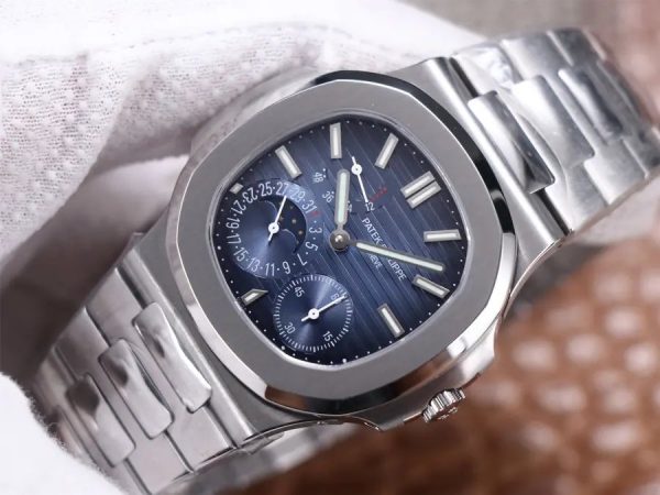 1:1 Superclone-Patek Philippe Nautilus 5712/1A-001 (Blue dial Nautilus full function) - Image 3
