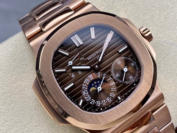 Patek Philippe Nautilus 5712GR-001 18K Rose Gold - Image 2