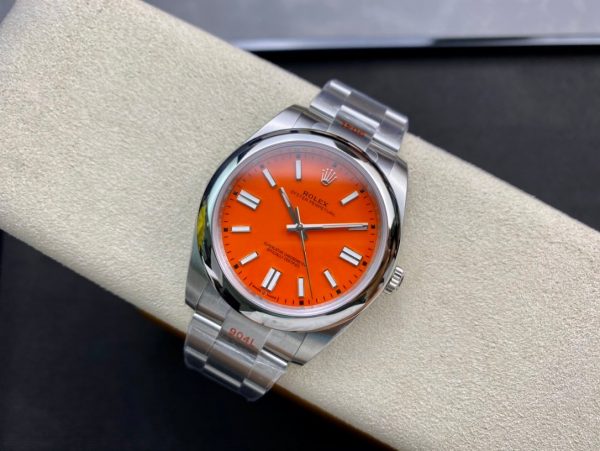 Rolex Oyster Perpetual 41 Ref: 124300(Orange Oyester) - Image 4
