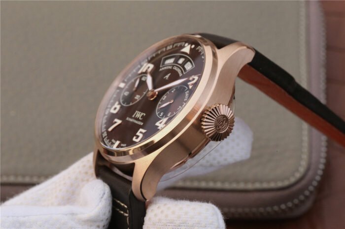 IWC Big Pilot Annual Calendar IW502703- 1:1 Superclone - Image 4
