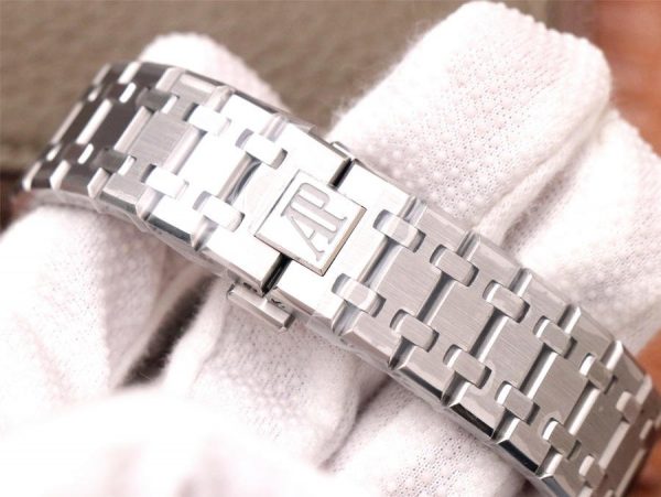 1:1 Super Clone Audemars Piguet RO Ultra Thin 15202 (15202 blue AP) - Image 7