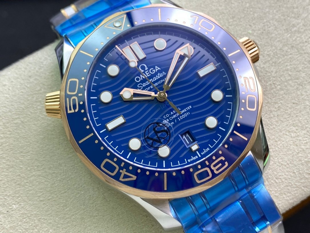 OMEGA Seamaster Diver 300M 42mm Blue Dial - Image 2