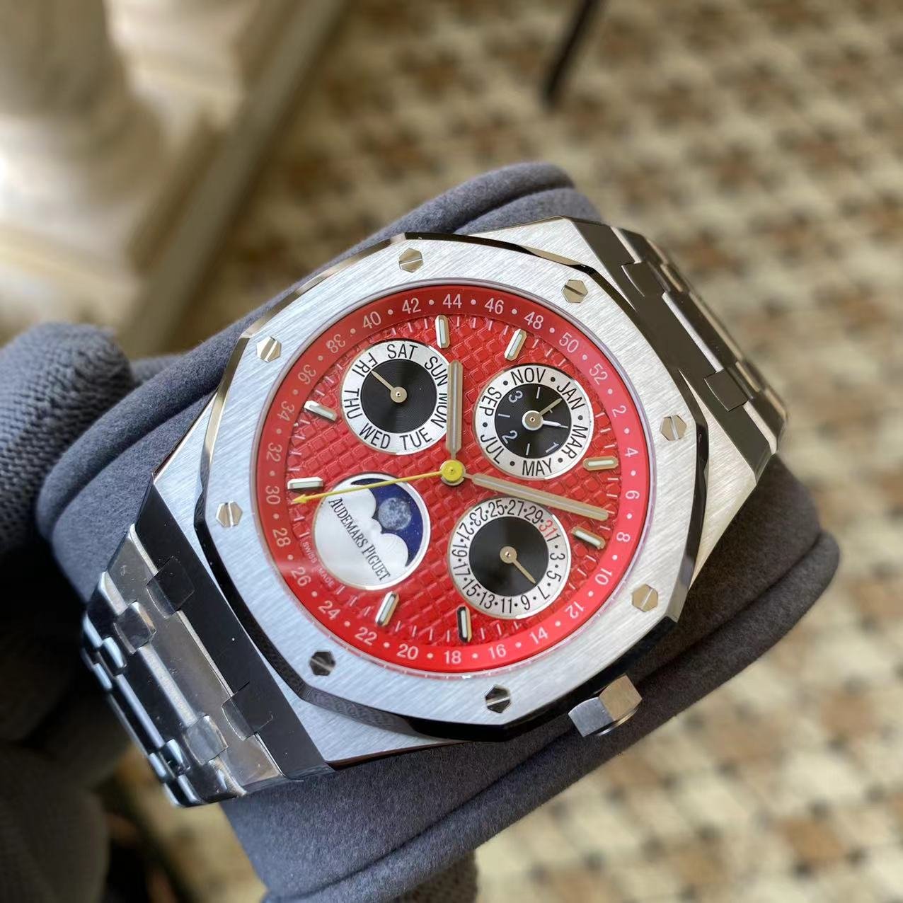 Audemars Piguet Royal Oak “Grande Tapisserie” chronograph 26574 - Image 3