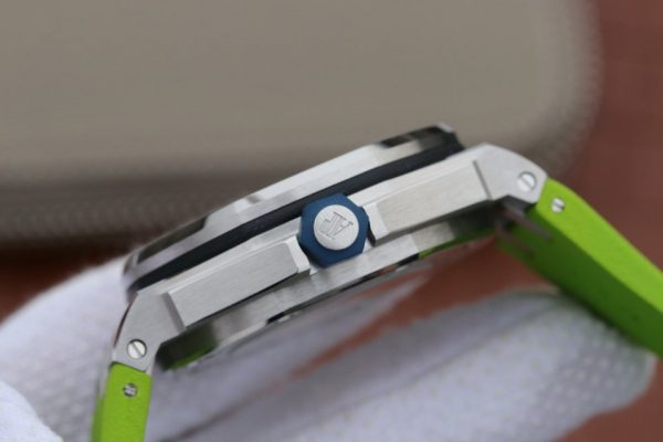 Audemars Piguet Royal Oak Offshore Diver 15710 1:1 Superclone - Image 6